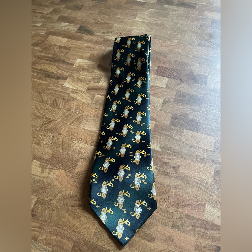Vintage Dunhill 100% silk neck tie